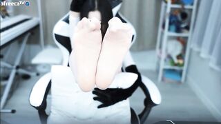 BJ Feet: Jaw-dropping sheer nylon soles #4