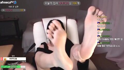 She shows a lot of feet in this one