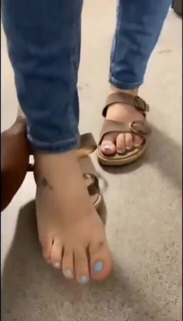 Random approach of 20 yr old cute blue toes.
