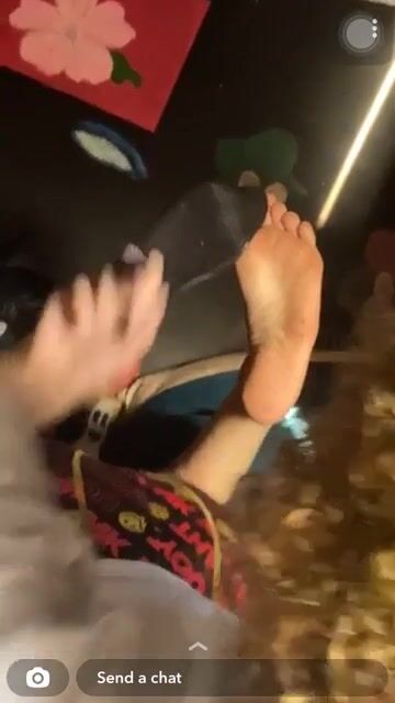 Lightskin sock removal