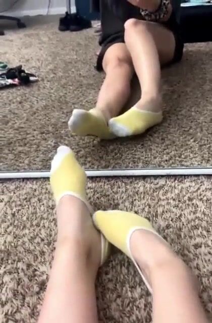 an ex of mine peeling off her no shows for me