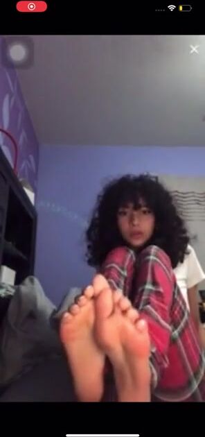 All of the posts lately have been pretty lame, happy 420 ( she’s 18 )