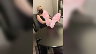 Foot Fetish: Asian gf airs out her sweaty feet after a long night of dancing in converse without socks #4