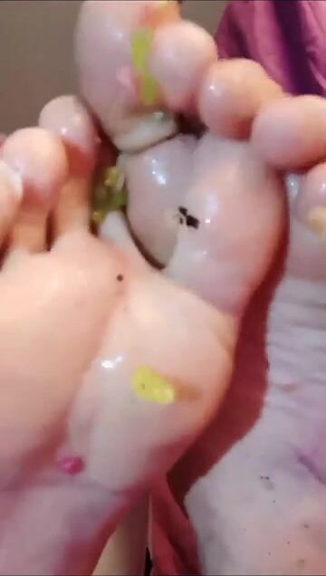 Can you spot everything on them?
