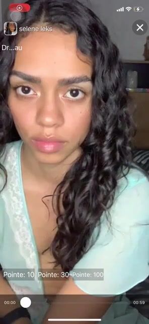 Beautiful Latina soles with a pretty face to match