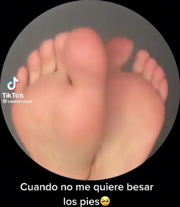 Beautiful Latina soles!!