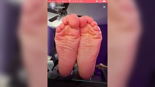 Foot Fetish: Beautiful Latina with beautiful hot sexy soles and cute orange toes on Taco ♥️♥️ Toesday’s live!! #4