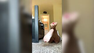 Foot Fetish: Amateur model emmazsolesxo her IG account got deleted can’t find her anymore. Clip 2 #4