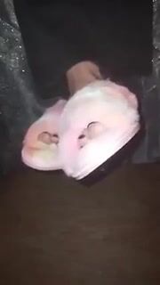 Florida mom teases with her gorgeous feet