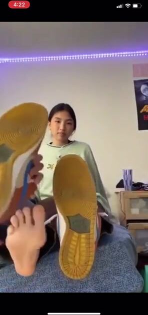 Foot worship from the turbo green tik tok girl
