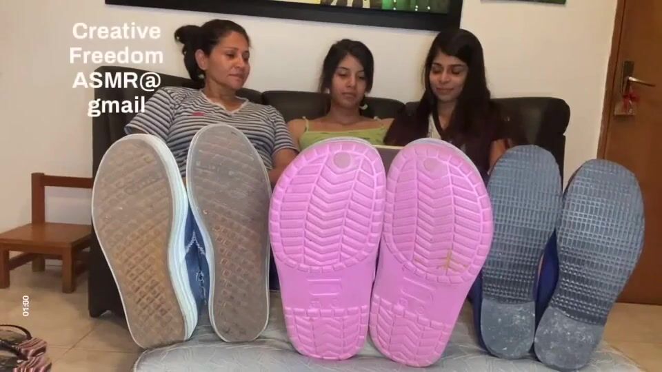 Latina mom and daughters bare their soles