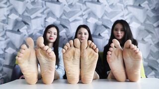 Foot Fetish: 3 pairs of gorgeous Asian soles #2