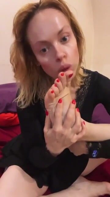 We deserve a lot of kisses, what do you say?
