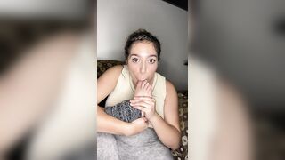 Feet Licking: I get wet when you suck on my toes♥️♥️ #1