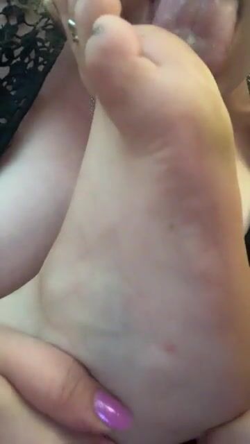 I love rubbing my big soles on my face but I can’t resist tonguing my toes ;)
