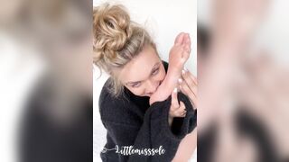 Foot Fetish: blond2 #4