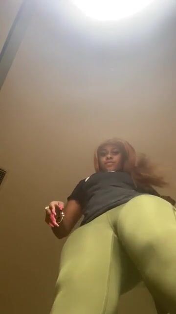 Giantess
