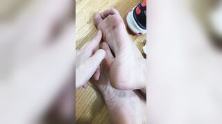 Foot Fetish: A request to see my soles after the gym #1