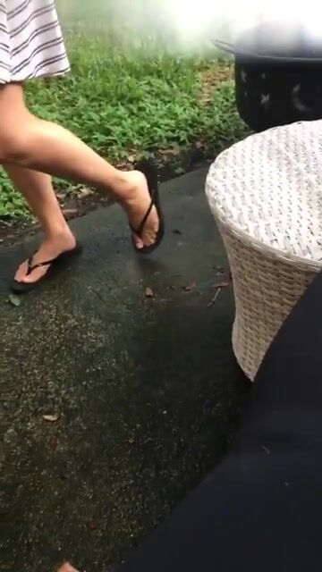 My flip flops look good on her