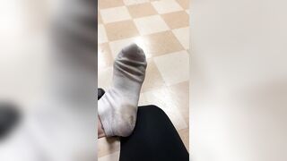 Public Feet: You’d probably smell me before seeing me. #2