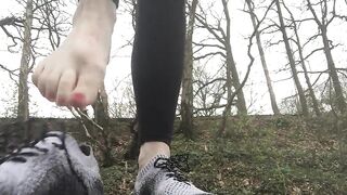 Public Feet: Early morning run and I’ve got them sweaty feet ♥️♥️ #3