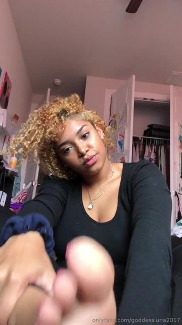 Anyone got anymore of her ? Willing to trade .