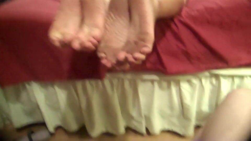 Double dirty soles cumshot
