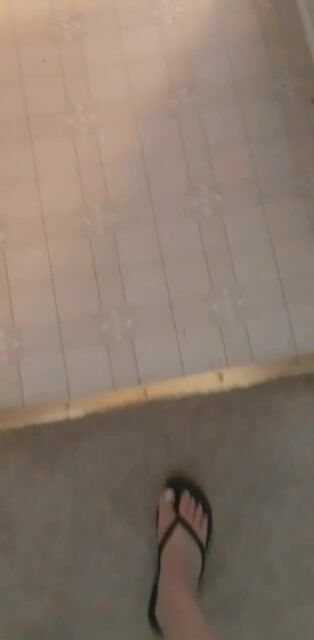 ♡Rare because you never see me with dirty feet. Working in Garden today and Really dirty and smelly♡