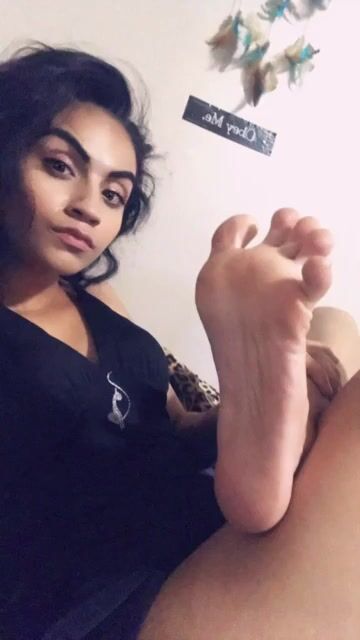 Petite Latina footjob...