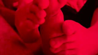 Footjobs: Starting 2022 with a good footjob in red lights♥️♥️ #2