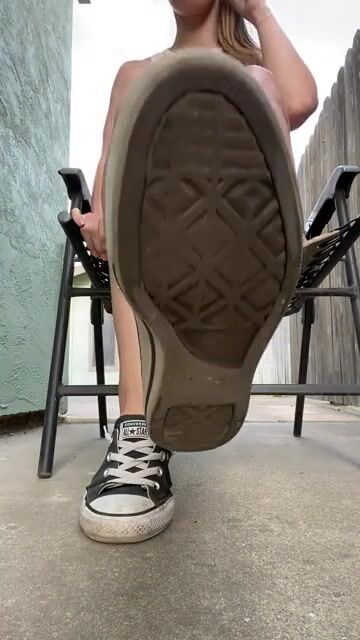 Just got home from a long walk... tell me how they smell!