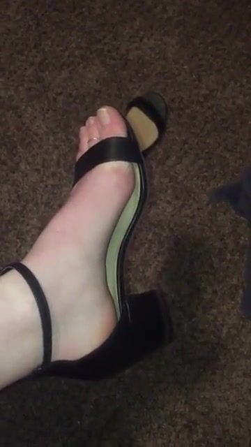 Heels are better off, don’t you agree? ????