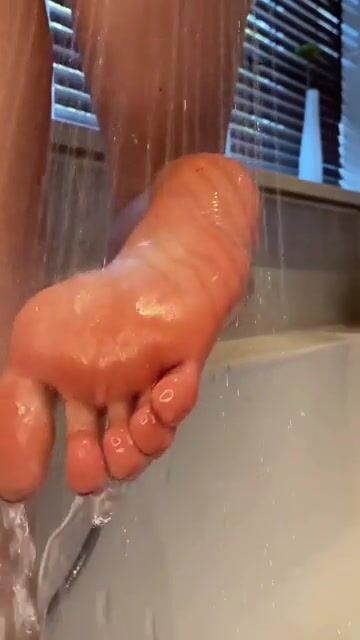 I can watch the water dripping off my feet for hours, what about you?????