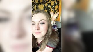 Feet: I tried to match my eyeshadow to my leggings. How’d I do? Hope you enjoy my awkward faces ♥️♥️ #3