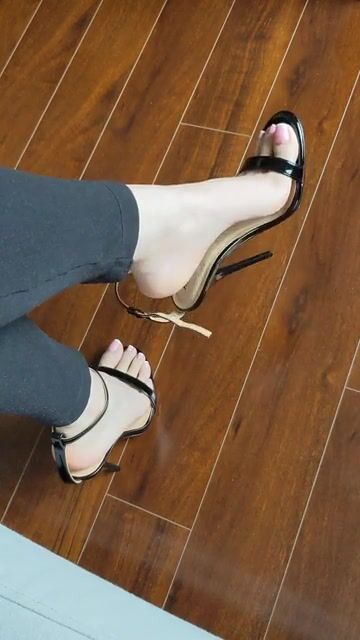 Say goodbye to the french pedi! What colour do you think I'll get next?