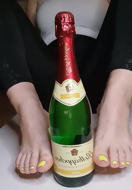 Would you pop like on new years eve?