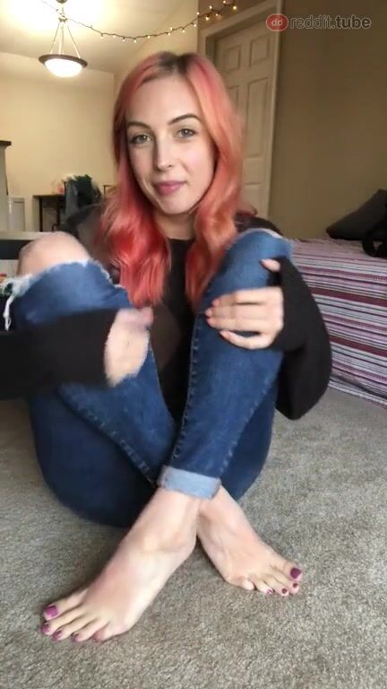 Showing off my new Pedi ????